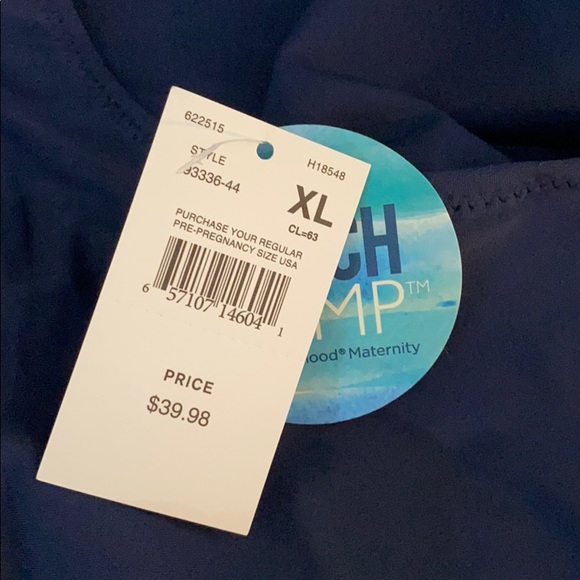 💰⬇️ NWT maternity swimsuit - Picture 5 of 6